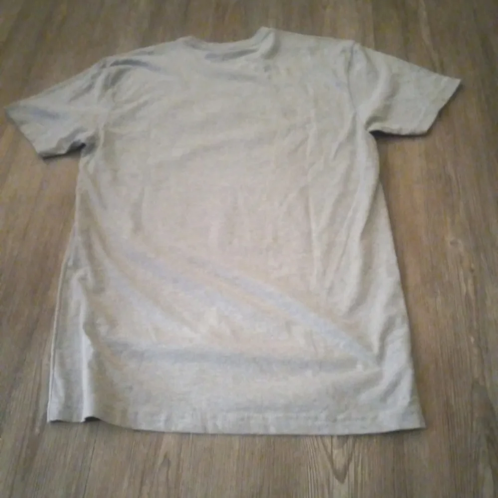 Kool-Aid T-Shirt Gray Logo Crew Neck Short Sleeve Shirt Young Men’s Size M NEW - Picture 4 of 5